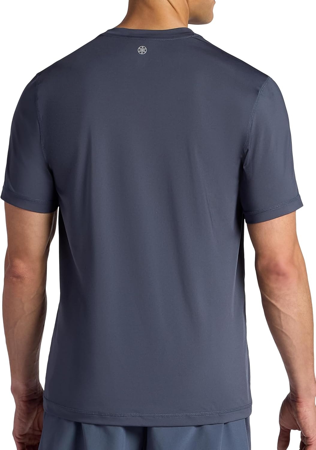 image:imageGaiam Mens Omtech Short Sleeve Crewneck TShirt Standard Fit Stretch Lightweight Performance MaterialCool Grey