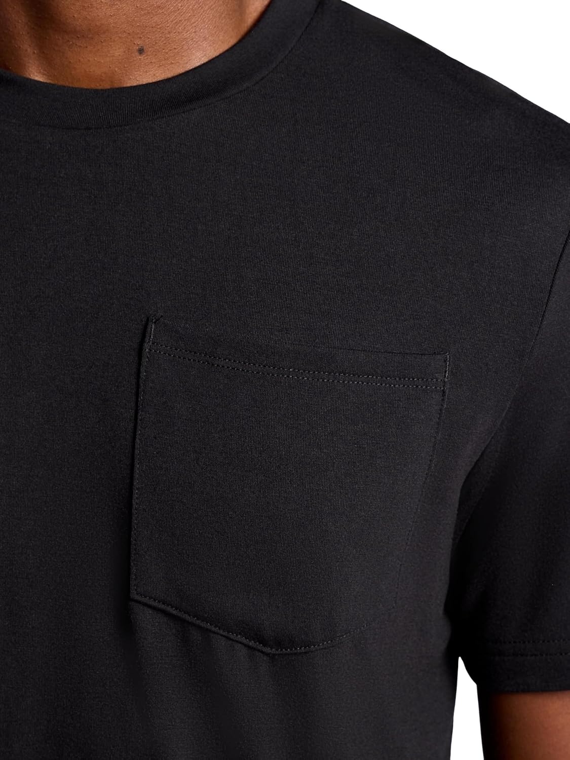 image:imageGaiam Mens Stretch Tech TShirt with Pocket Standard Fit Stretch Midweight MaterialBlack