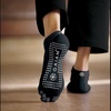 Gaiam Grippy Studio Yoga Socks(Black/Grey)