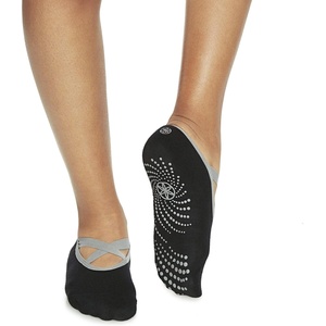 Gaiam Grippy Studio Yoga Socks(Black/Grey 2-pack)