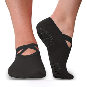 Gaiam Grippy Studio Yoga Socks(Midnight 2-pack)
