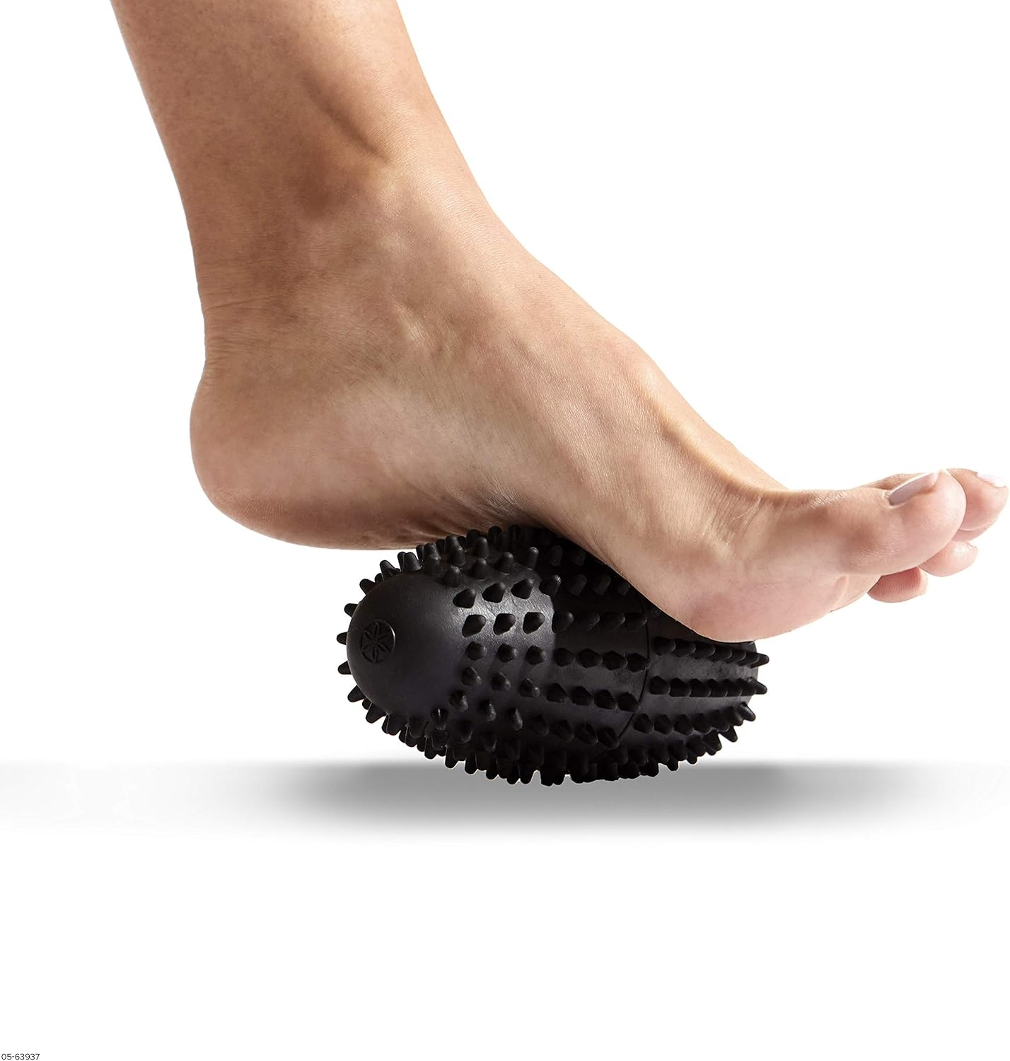 image:imageGaiam Restore Vibrating Foot Roller Vibration Massage Therapy Ergonomic Textured Massager Ball for Plantar Fasciitis Myofascial Pain Arch and Sore Feet Includes 2 AAA Batteries Black